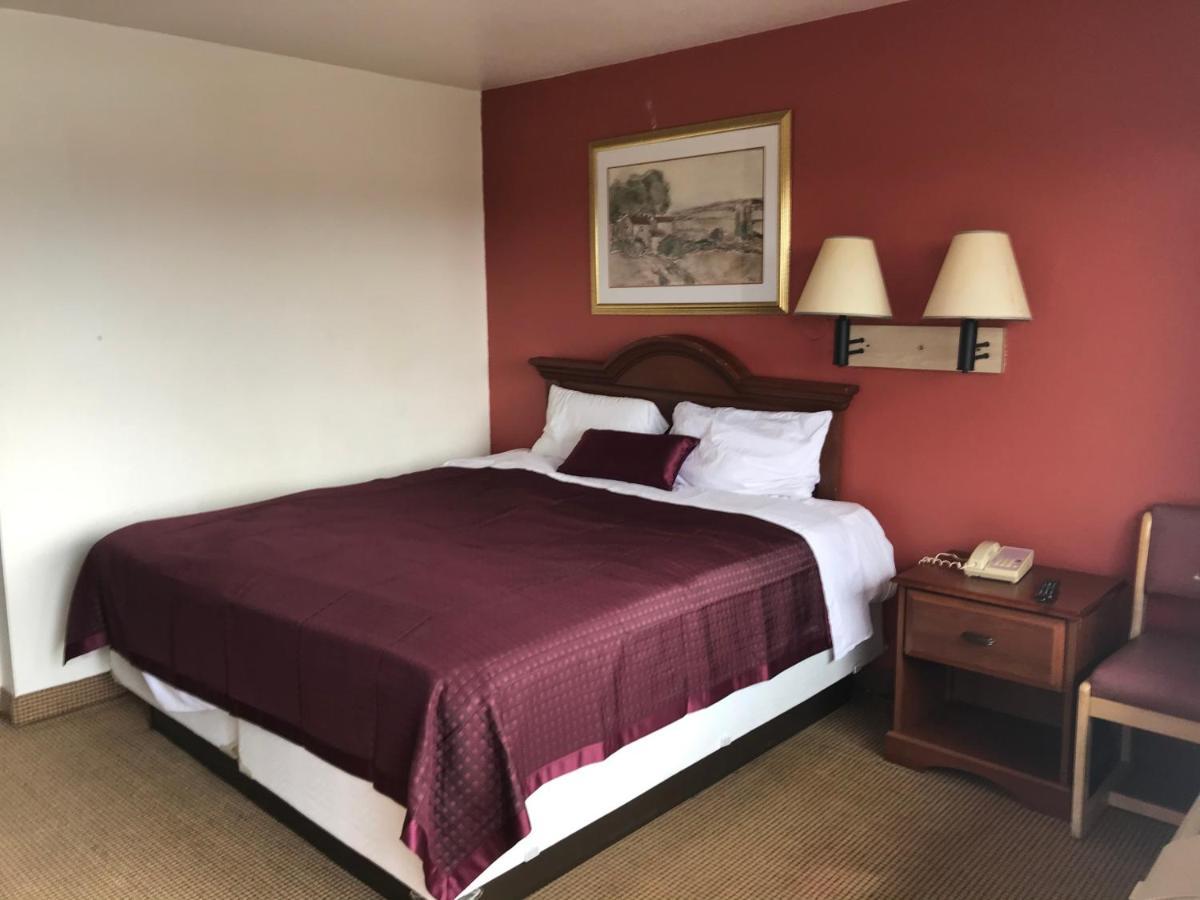 Travel Inn Greensboro Extérieur photo